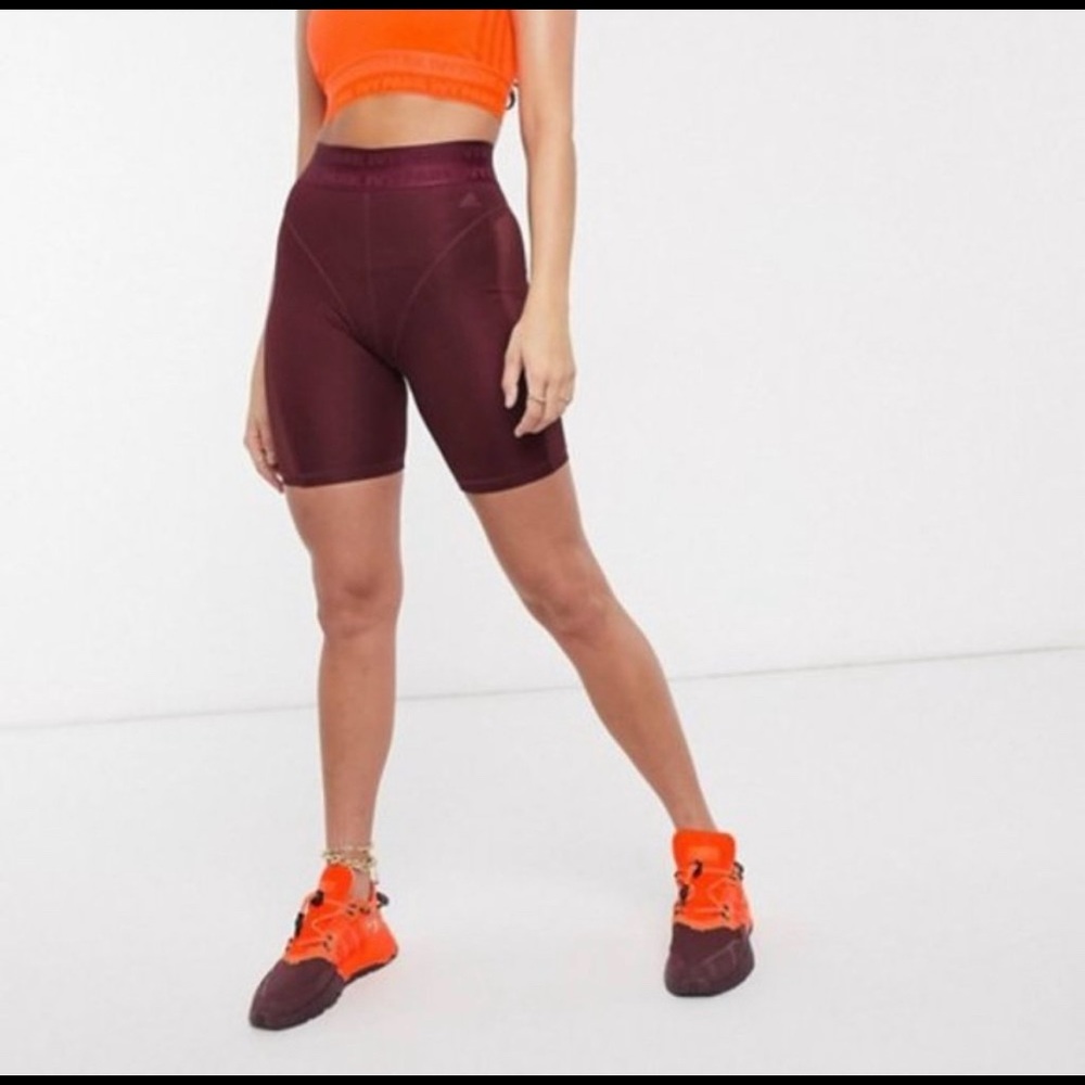 Ivy Park Bike Shorts (Drip 1)